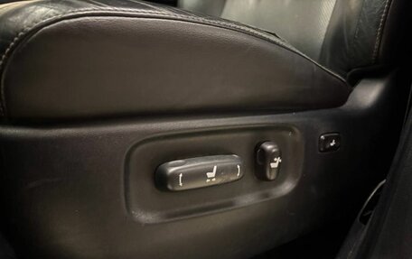 Toyota Land Cruiser 200, 2015 год, 5 600 000 рублей, 17 фотография