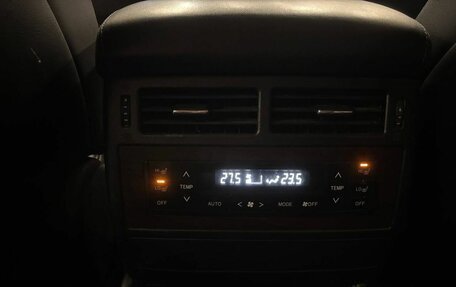 Toyota Land Cruiser 200, 2015 год, 5 600 000 рублей, 20 фотография