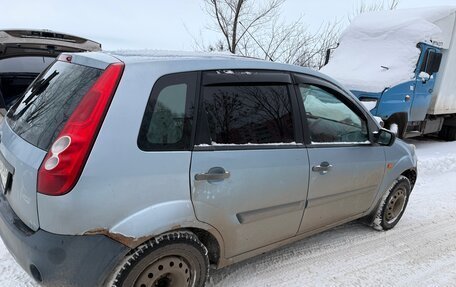 Ford Fiesta, 2006 год, 240 000 рублей, 3 фотография