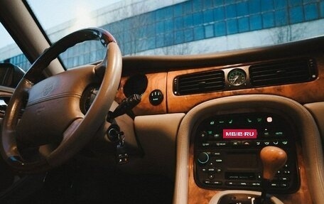 Jaguar XJR III (X350), 2000 год, 2 250 000 рублей, 3 фотография