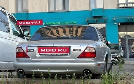 Jaguar XJR III (X350), 2000 год, 2 250 000 рублей, 4 фотография