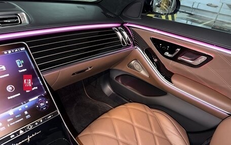 Mercedes-Benz Maybach S-Класс, 2022 год, 21 000 000 рублей, 35 фотография