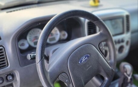 Ford Escape II, 2005 год, 595 000 рублей, 7 фотография