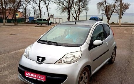 Peugeot 107 I рестайлинг, 2007 год, 490 000 рублей, 1 фотография