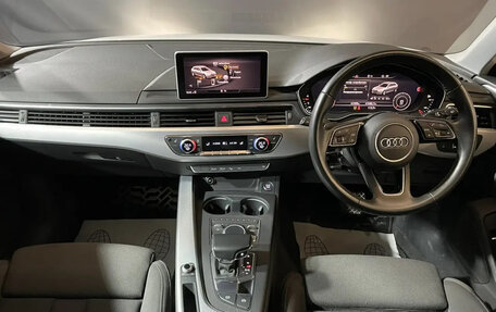 Audi A4, 2019 год, 2 500 000 рублей, 9 фотография