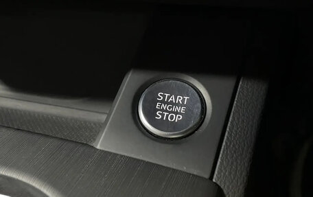 Audi A4, 2019 год, 2 500 000 рублей, 14 фотография