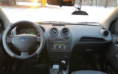 Ford Fiesta, 2007 год, 270 000 рублей, 10 фотография