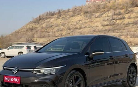 Volkswagen Golf VIII, 2021 год, 1 850 000 рублей, 1 фотография