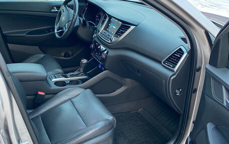 Hyundai Tucson III, 2017 год, 1 990 000 рублей, 8 фотография