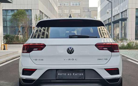 Volkswagen T-Roc I, 2022 год, 1 930 000 рублей, 6 фотография