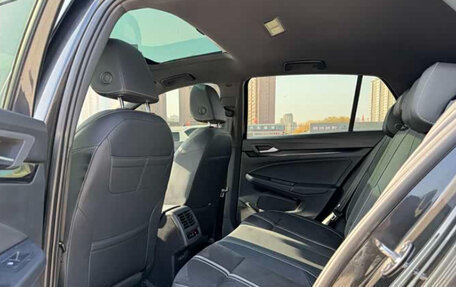 Volkswagen Golf VIII, 2021 год, 1 850 000 рублей, 6 фотография