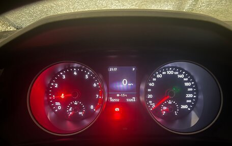 Volkswagen Tiguan II, 2018 год, 2 100 000 рублей, 8 фотография