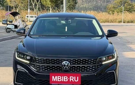 Volkswagen Passat B8 рестайлинг, 2022 год, 2 320 000 рублей, 2 фотография