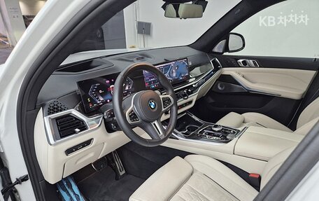 BMW X7, 2023 год, 16 000 000 рублей, 13 фотография