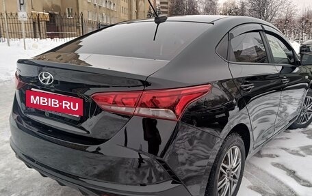 Hyundai Solaris II рестайлинг, 2022 год, 1 895 000 рублей, 12 фотография