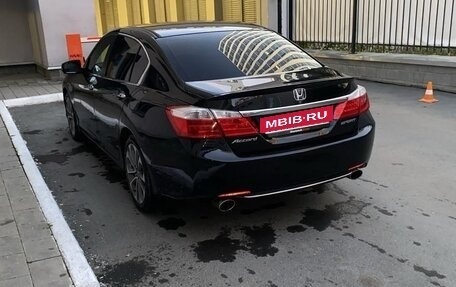 Honda Accord IX рестайлинг, 2013 год, 1 650 000 рублей, 2 фотография