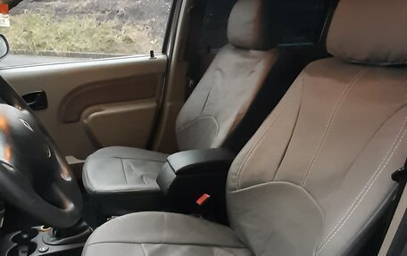 Renault Logan I, 2008 год, 275 000 рублей, 28 фотография