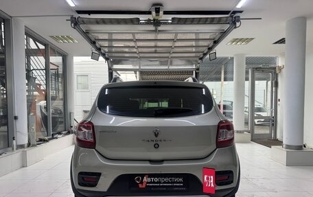 Renault Sandero II рестайлинг, 2015 год, 680 000 рублей, 5 фотография