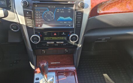 Toyota Camry, 2012 год, 1 860 000 рублей, 4 фотография