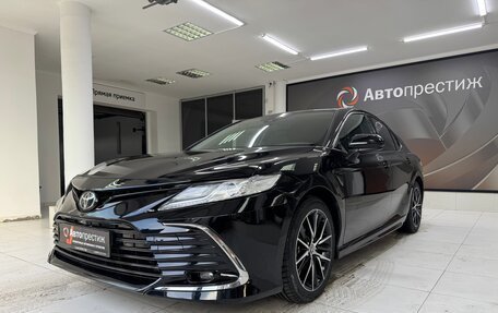 Toyota Camry, 2021 год, 2 650 000 рублей, 3 фотография