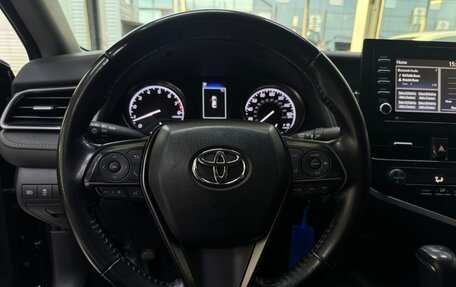 Toyota Camry, 2021 год, 2 650 000 рублей, 11 фотография