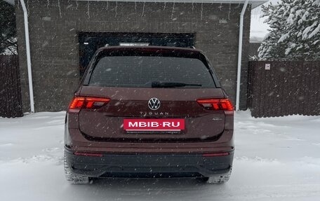 Volkswagen Tiguan II, 2021 год, 2 550 000 рублей, 5 фотография