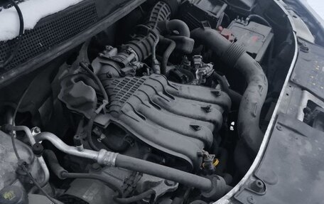 Renault Logan II, 2021 год, 1 400 000 рублей, 3 фотография