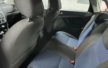 Ford Focus II рестайлинг, 2005 год, 549 000 рублей, 20 фотография