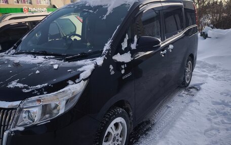 Toyota Esquire I, 2014 год, 2 000 000 рублей, 2 фотография