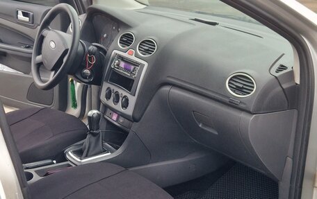 Ford Focus II рестайлинг, 2006 год, 490 000 рублей, 16 фотография