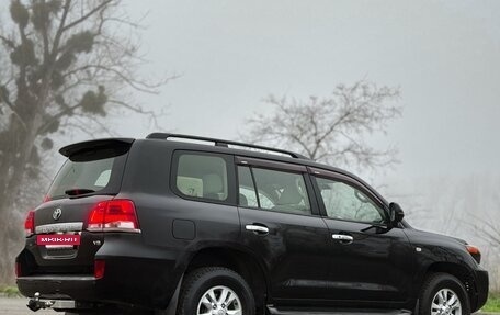 Toyota Land Cruiser 200, 2008 год, 2 390 000 рублей, 6 фотография