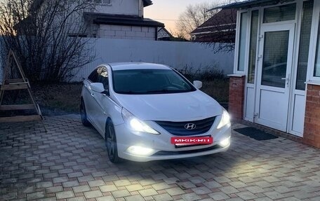 Hyundai Sonata VI, 2011 год, 750 000 рублей, 3 фотография