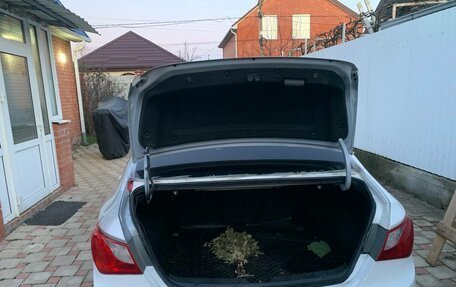 Hyundai Sonata VI, 2011 год, 750 000 рублей, 11 фотография