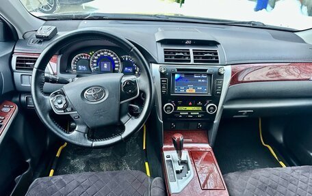 Toyota Camry, 2013 год, 1 700 000 рублей, 6 фотография