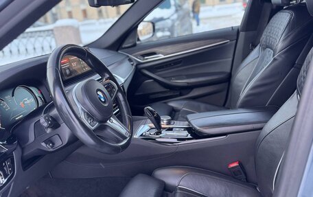 BMW 5 серия, 2018 год, 3 700 000 рублей, 11 фотография