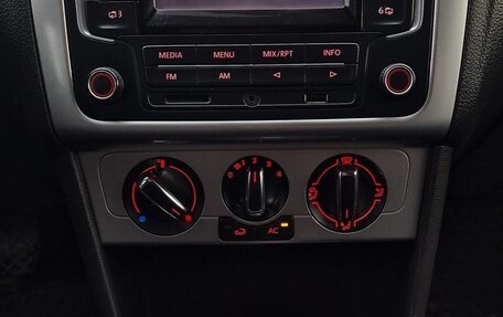 Volkswagen Polo VI (EU Market), 2013 год, 580 000 рублей, 18 фотография