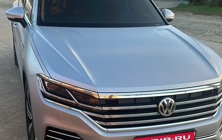 Volkswagen Touareg III, 2019 год, 4 970 000 рублей, 5 фотография