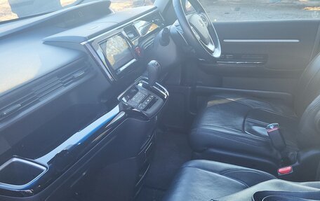 Honda Stepwgn IV, 2017 год, 2 300 000 рублей, 6 фотография