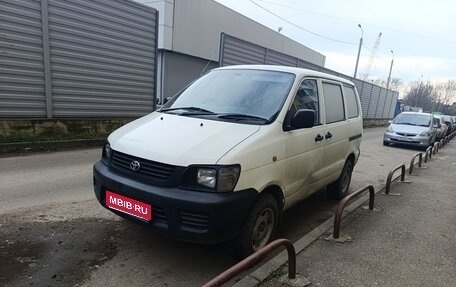 Toyota Town Ace III, 2001 год, 535 000 рублей, 1 фотография