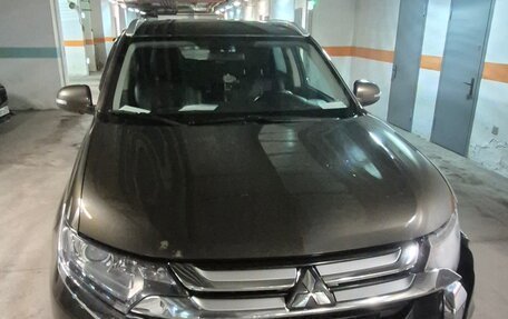 Mitsubishi Outlander III рестайлинг 3, 2018 год, 2 000 000 рублей, 1 фотография