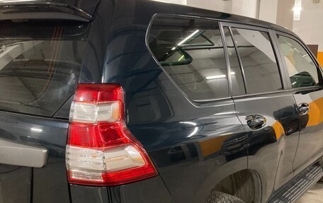 Toyota Land Cruiser Prado 150 рестайлинг 2, 2015 год, 3 500 000 рублей, 3 фотография