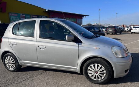 Toyota Vitz, 2002 год, 390 000 рублей, 8 фотография