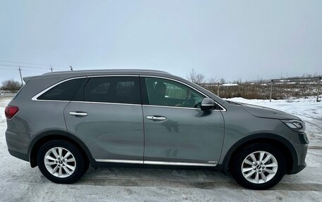 KIA Sorento III Prime рестайлинг, 2018 год, 2 450 000 рублей, 4 фотография