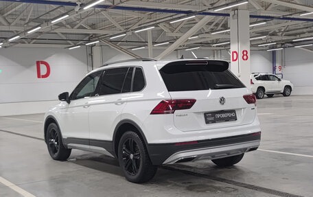 Volkswagen Tiguan II, 2019 год, 2 553 000 рублей, 8 фотография
