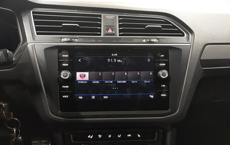 Volkswagen Tiguan II, 2019 год, 2 553 000 рублей, 18 фотография