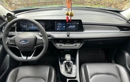 Ford Escort, 2022 год, 999 333 рублей, 12 фотография