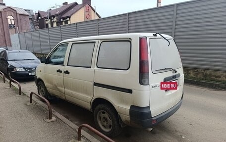 Toyota Town Ace III, 2001 год, 535 000 рублей, 2 фотография