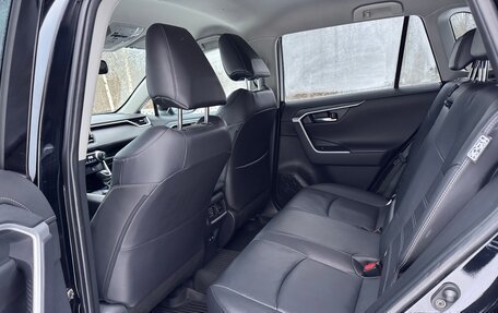 Toyota RAV4, 2021 год, 3 395 000 рублей, 19 фотография