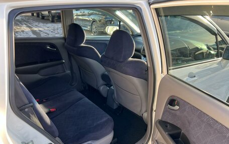 Honda Stream II, 2009 год, 1 079 000 рублей, 18 фотография