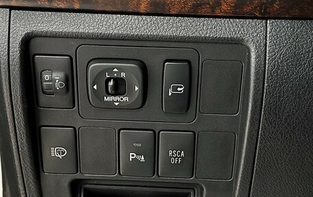 Toyota Land Cruiser 200, 2008 год, 3 600 000 рублей, 21 фотография